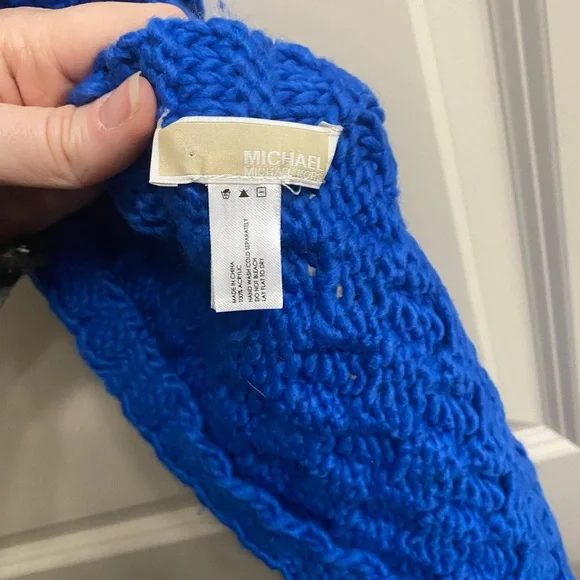 Michael Michael Kors Chunky Infinity Scarf - Picture 3 of 4